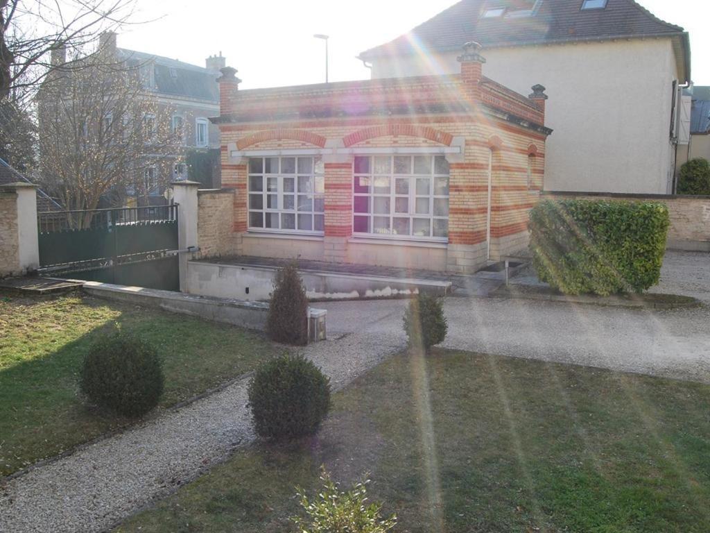 Gite La Tour Boileau ทรัวส์ ภายนอก รูปภาพ