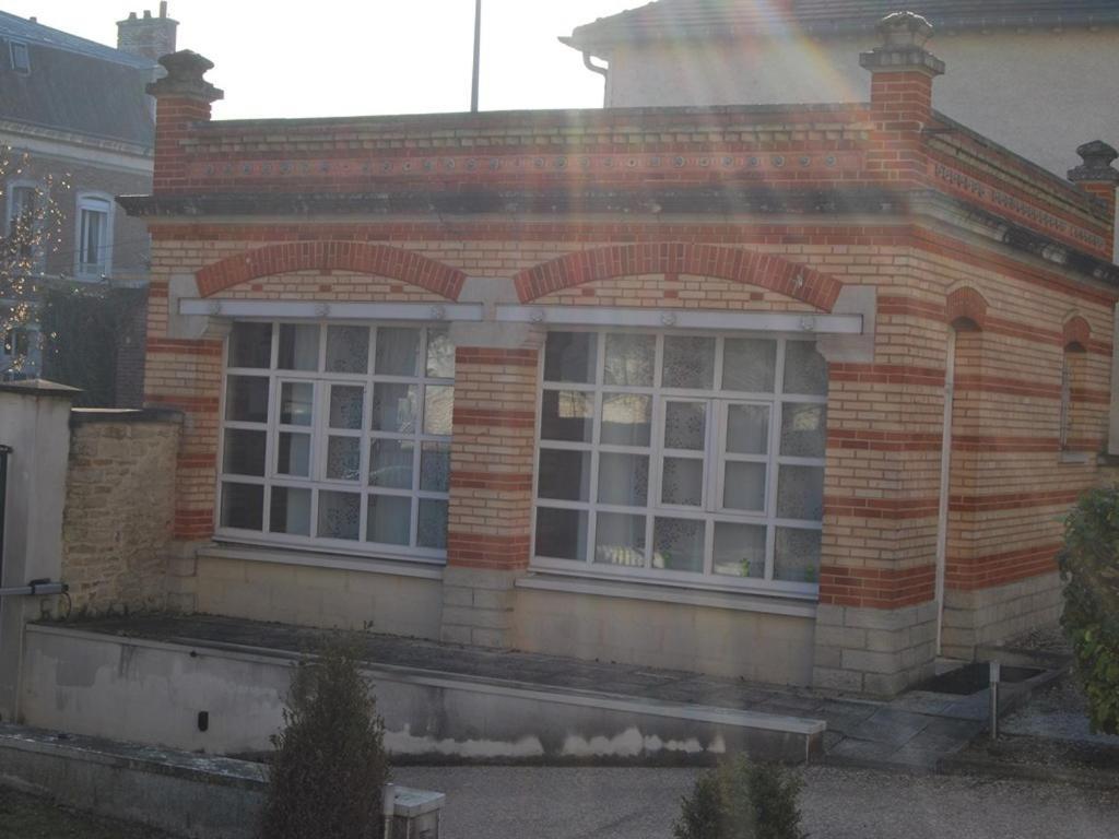 Gite La Tour Boileau ทรัวส์ ภายนอก รูปภาพ