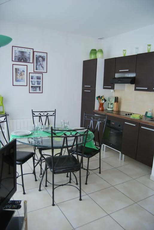 Gite La Tour Boileau ทรัวส์ ภายนอก รูปภาพ